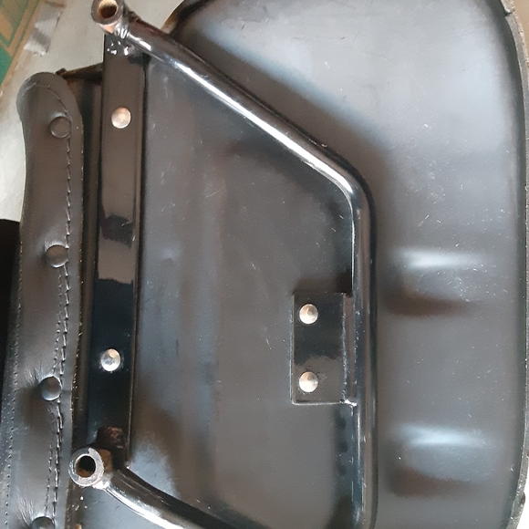 Harley Davidson's saddlebags - Picture 3 of 3